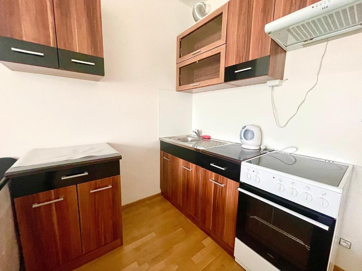 Centrum Park Apartment Prag Exteriör bild